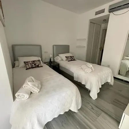 Luxurious 2br In Puerto Banus Apartment *