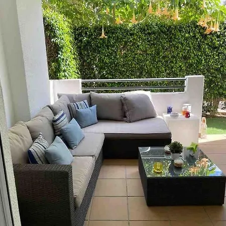 Apartment Luxurious 2br In Puerto Banus